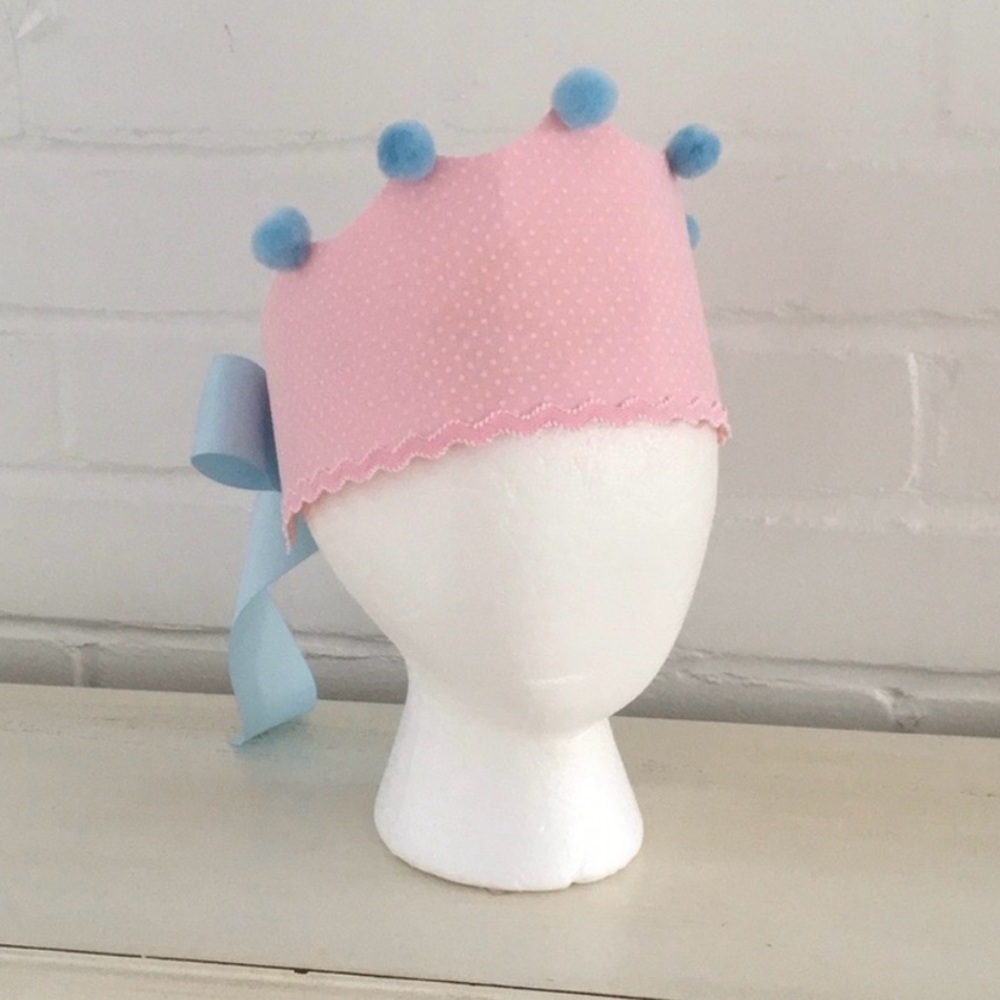 Girls Pastel Pink Swiss Dot Keepsake Princess Birthday Party Dress Up Crown